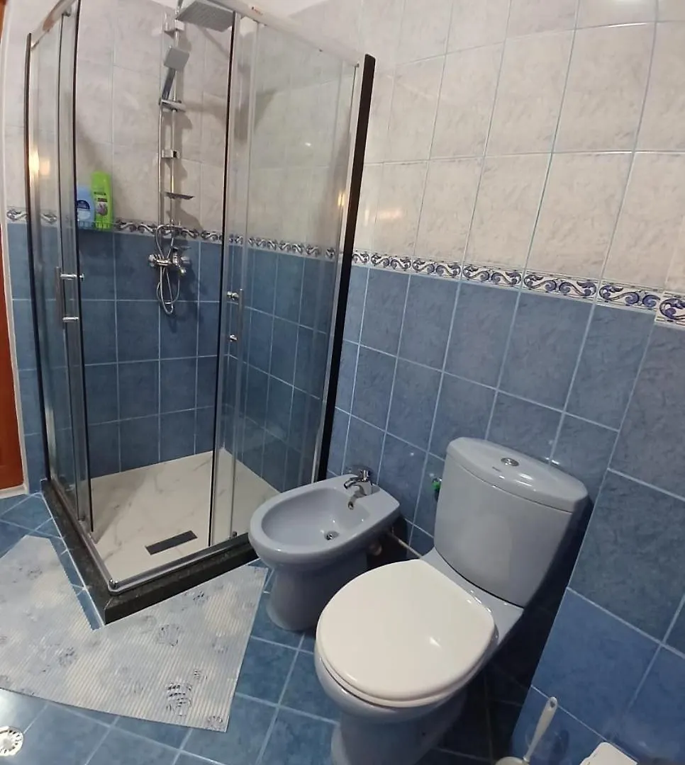 Muska Comfy Apartment 베라트