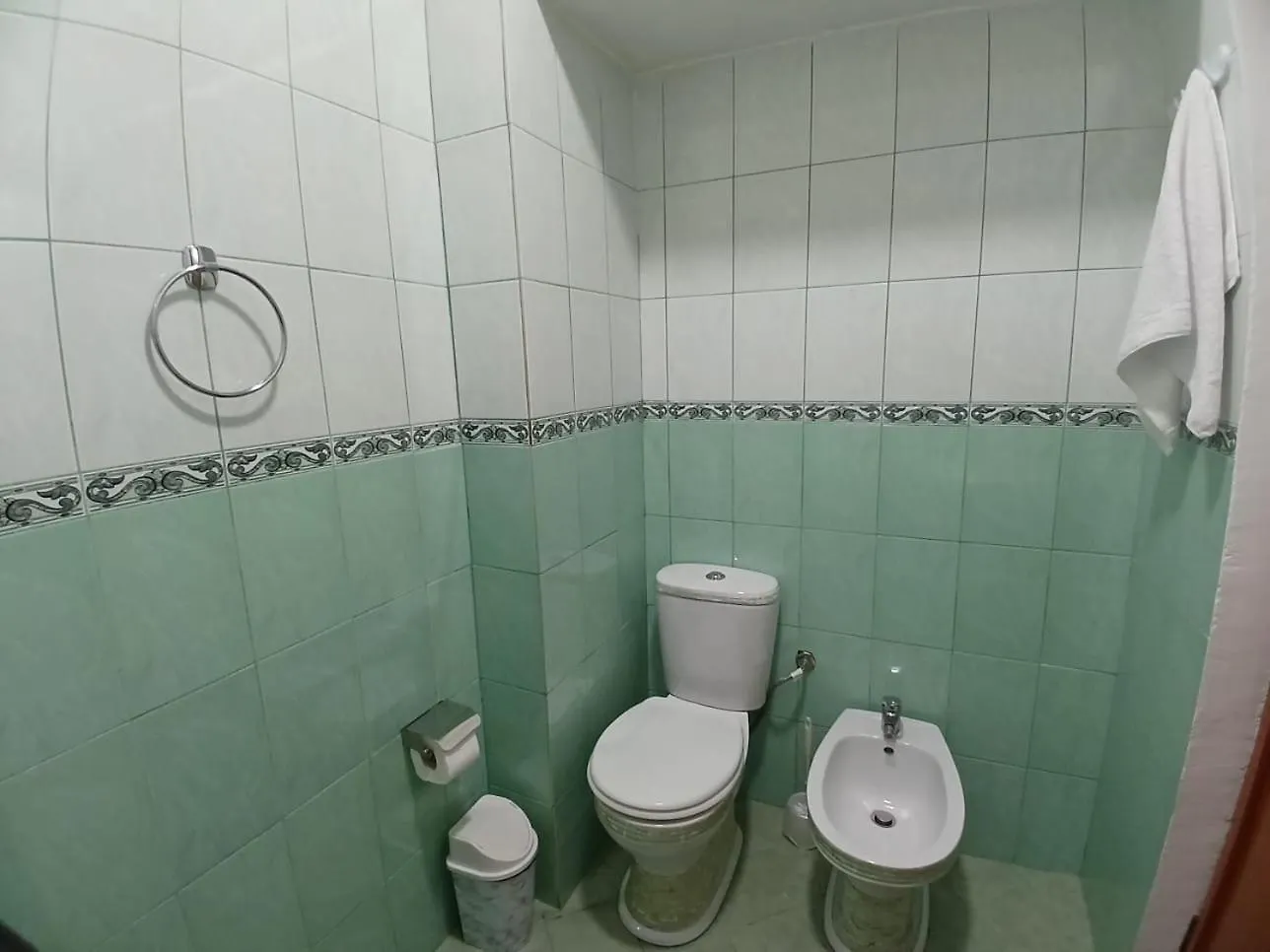 Muska Comfy Apartment 베라트 0*,