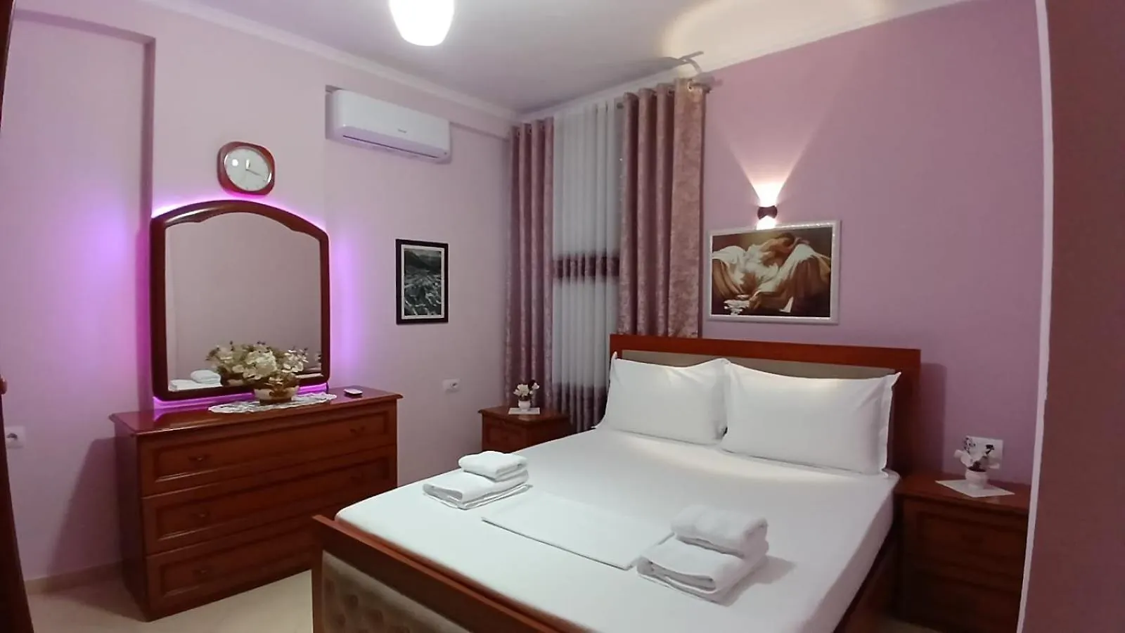 Muska Comfy Apartment 베라트 0*,